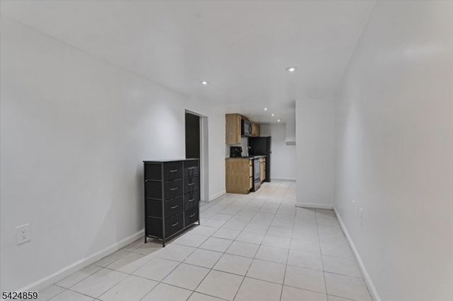 94 Manchester Ave, Paterson City, NJ 07502