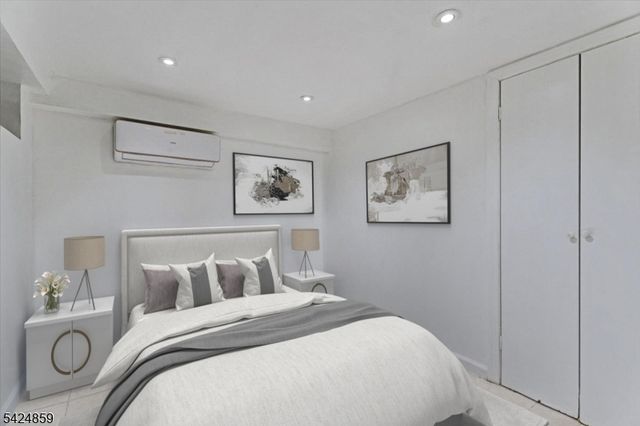 94 Manchester Ave, Paterson City, NJ 07502