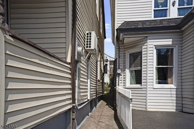 94 Manchester Ave, Paterson City, NJ 07502