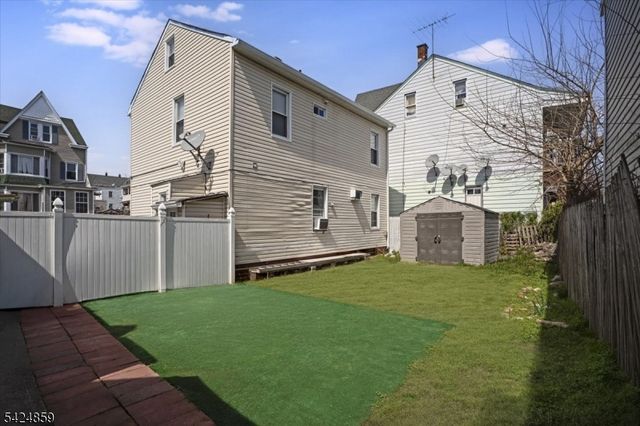 94 Manchester Ave, Paterson City, NJ 07502