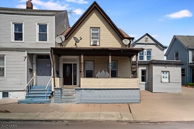 94 Manchester Ave, Paterson City, NJ 07502