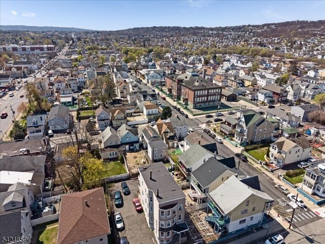 94 Manchester Ave, Paterson City, NJ 07502