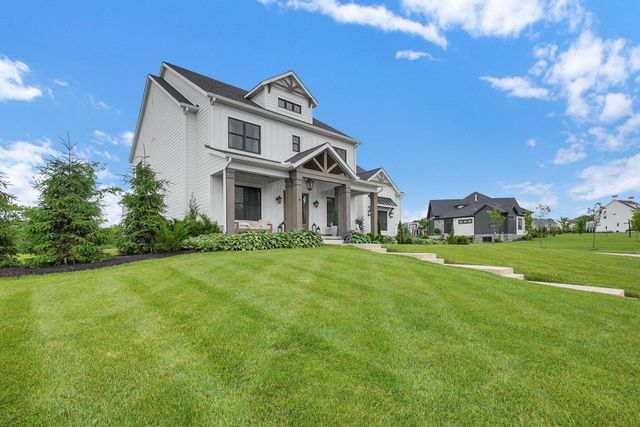 1763 Scenic Bluff Court, Delaware, OH 43015