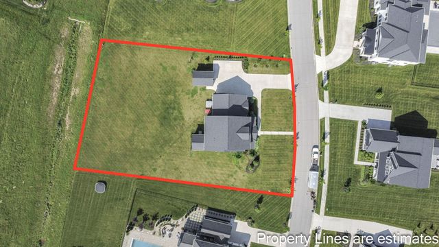 1763 Scenic Bluff Court, Delaware, OH 43015