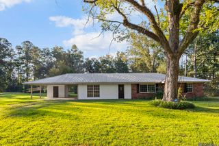 19264 Perrilloux Rd, Livingston, LA 70754