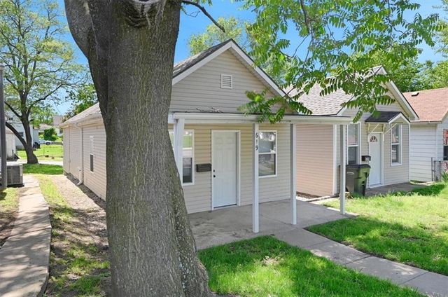 619 Kiowa Street, Leavenworth, KS 66048