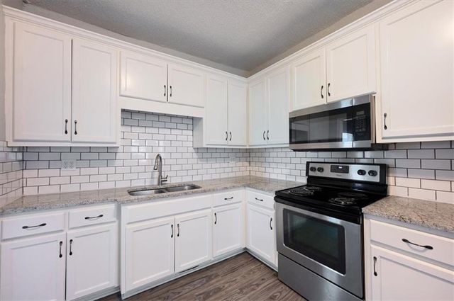 619 Kiowa Street, Leavenworth, KS 66048