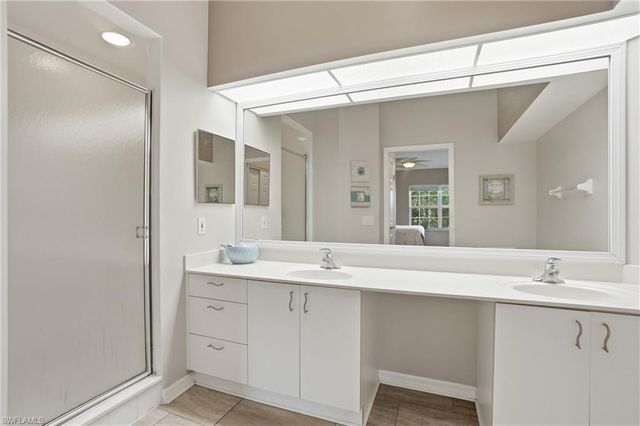 6914 Satinleaf RD N 201, Naples, FL 34109