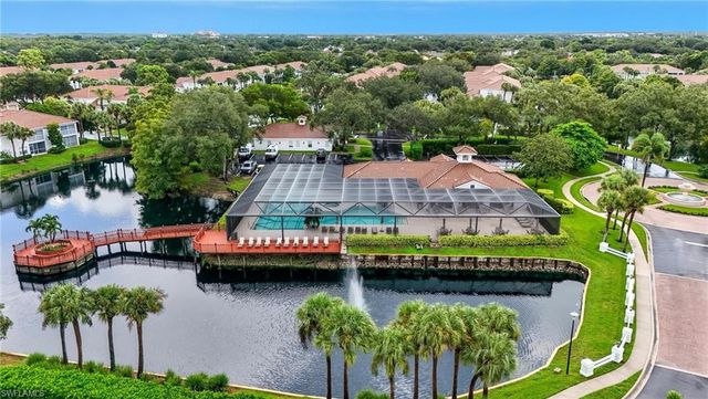 6914 Satinleaf RD N 201, Naples, FL 34109