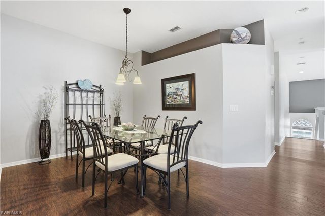 6914 Satinleaf RD N 201, Naples, FL 34109
