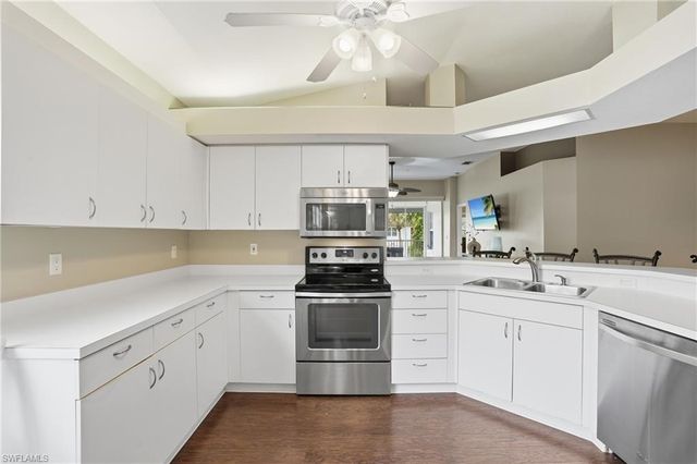 6914 Satinleaf RD N 201, Naples, FL 34109