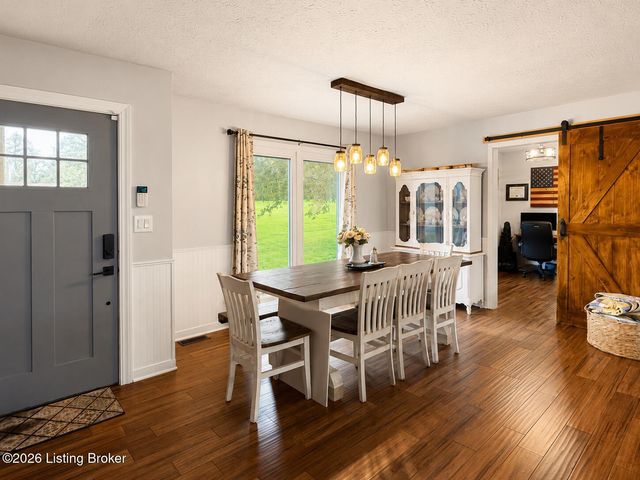 3612 Echo Valley Circle Cir, La Grange, KY 40031