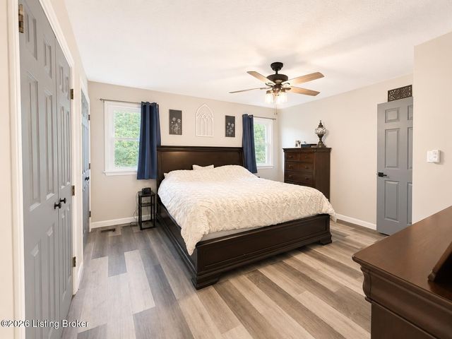 3612 Echo Valley Circle Cir, La Grange, KY 40031