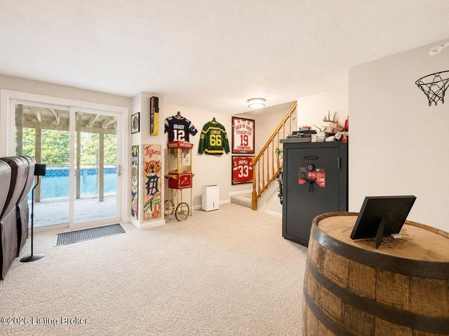 3612 Echo Valley Circle Cir, La Grange, KY 40031