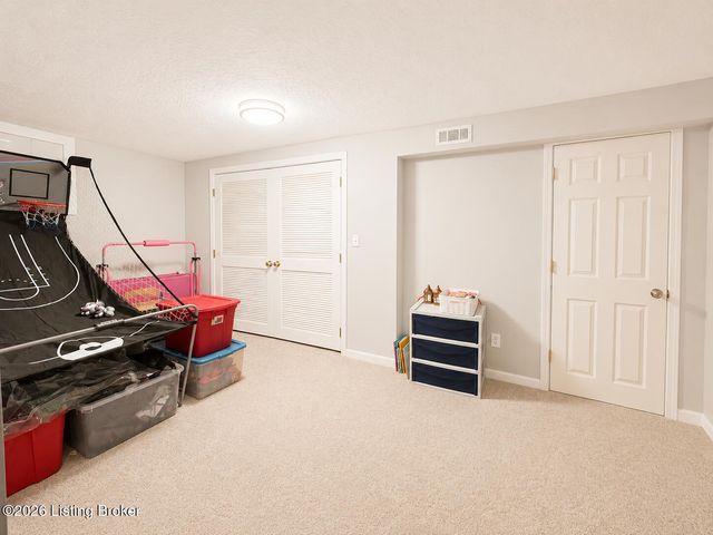 3612 Echo Valley Circle Cir, La Grange, KY 40031
