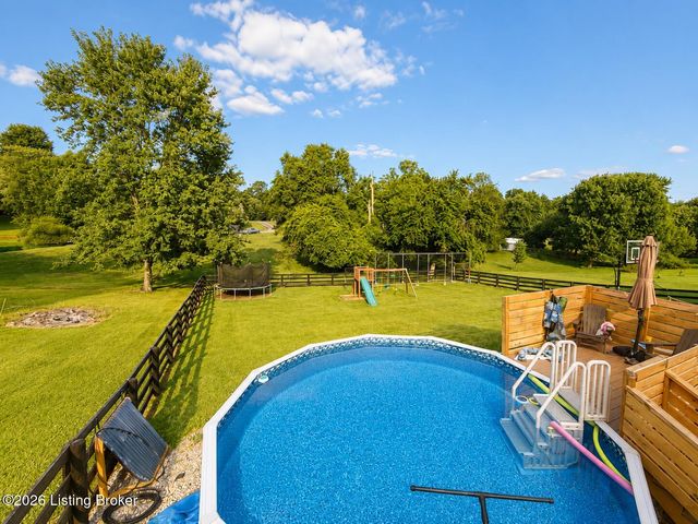 3612 Echo Valley Circle Cir, La Grange, KY 40031