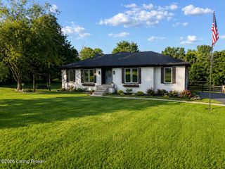 3612 Echo Valley Circle Cir, La Grange, KY 40031