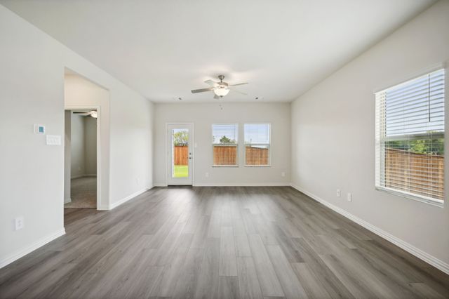 418 Bertney Drive, Princeton, TX 75071