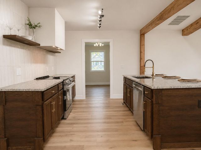 8310 Interlochen Drive, Nixa, MO 65714