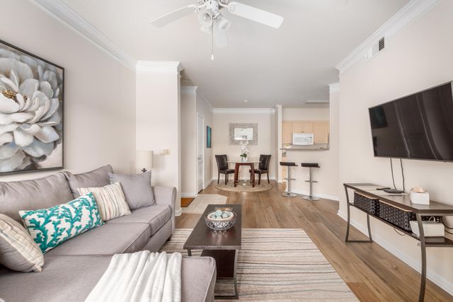 1300 Park West Boulevard 110, Mount Pleasant, SC 29466