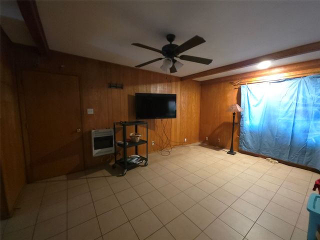 135 Elm Street, Palo Pinto, TX 76484