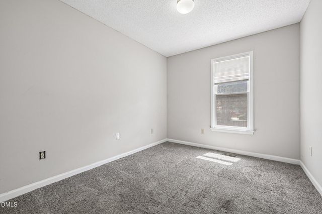 2800 W Jameson Road, Raleigh, NC 27604