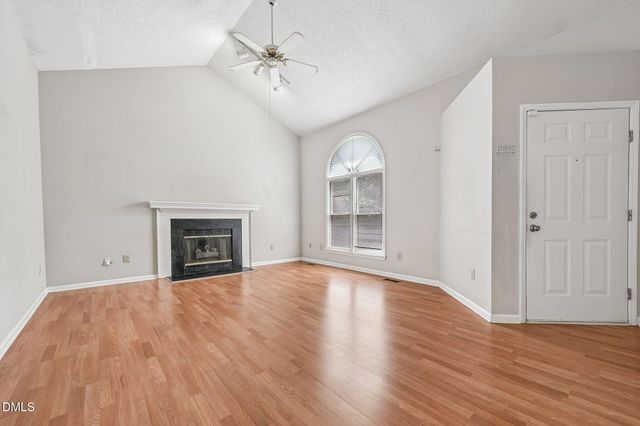 2800 W Jameson Road, Raleigh, NC 27604