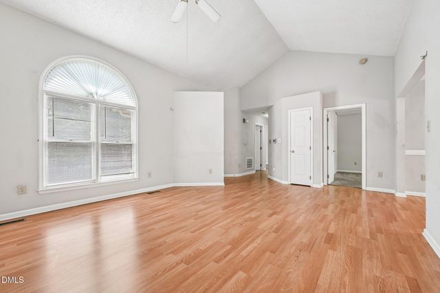 2800 W Jameson Road, Raleigh, NC 27604