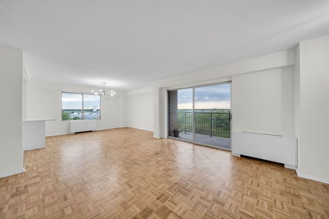 7033 N KEDZIE Avenue 815, Chicago, IL 60645