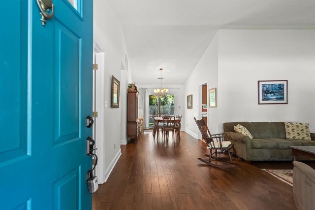 108 Woodlake Dr., Murrells Inlet, SC 29576