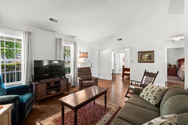 108 Woodlake Dr., Murrells Inlet, SC 29576