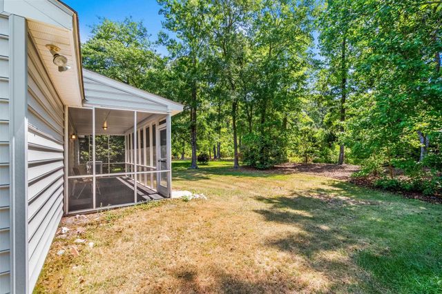 108 Woodlake Dr., Murrells Inlet, SC 29576