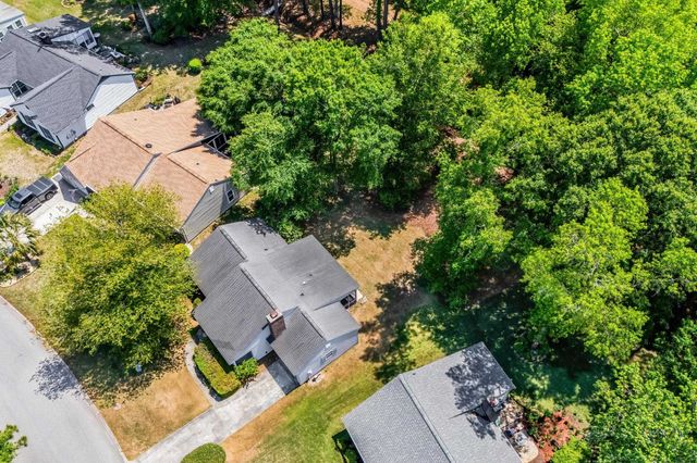 108 Woodlake Dr., Murrells Inlet, SC 29576