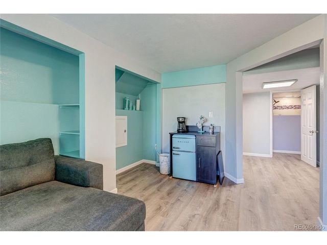 5723 S Killarney Way, Centennial, CO 80015