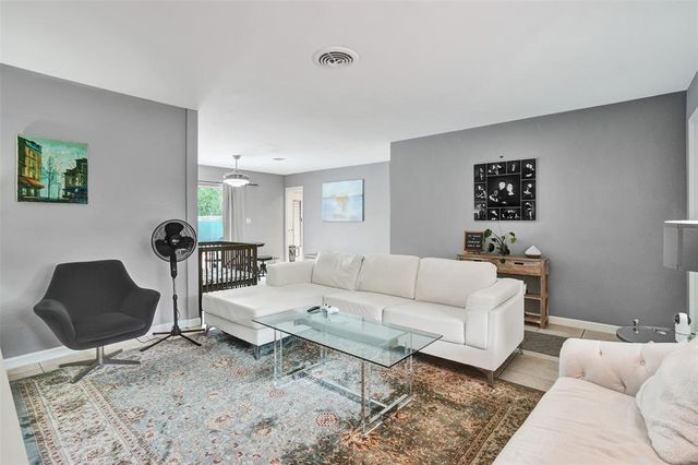 6210 NE 21st Rd, Fort Lauderdale, FL 33308