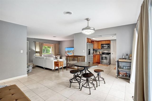 6210 NE 21st Rd, Fort Lauderdale, FL 33308