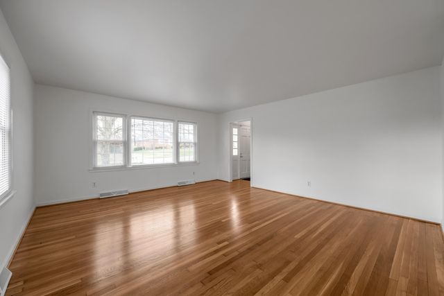 126 Londonderry Drive, Lexington, KY 40504