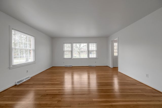 126 Londonderry Drive, Lexington, KY 40504