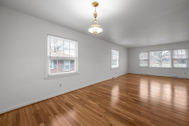 126 Londonderry Drive, Lexington, KY 40504