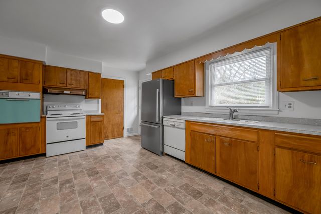 126 Londonderry Drive, Lexington, KY 40504