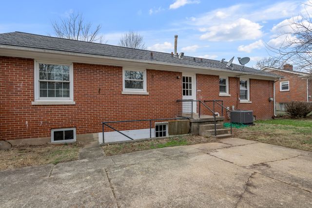 126 Londonderry Drive, Lexington, KY 40504