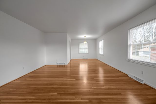 126 Londonderry Drive, Lexington, KY 40504