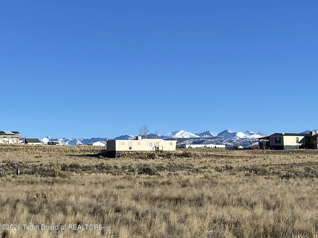 165 MEADOW LARK Lane, Boulder, WY 82923 photo 15