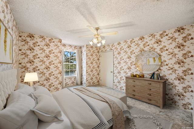 1240 County Road 324, Adkins, TX 78101