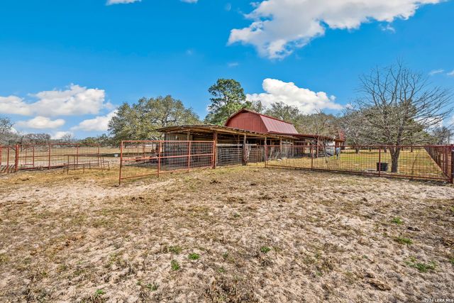 1240 County Road 324, Adkins, TX 78101