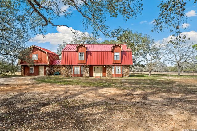 1240 County Road 324, Adkins, TX 78101