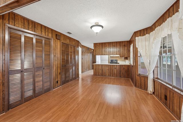 1240 County Road 324, Adkins, TX 78101