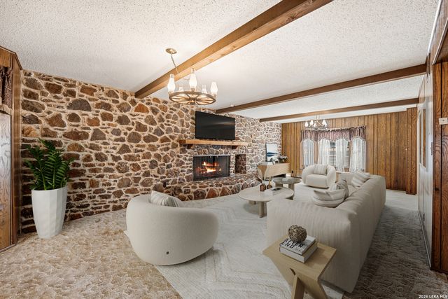 1240 County Road 324, Adkins, TX 78101