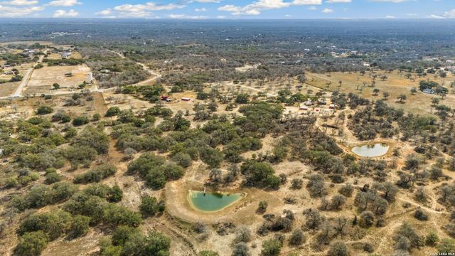 1240 County Road 324, Adkins, TX 78101