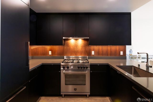 3620 Cesar Chavez Street 203, San Francisco, CA 94110